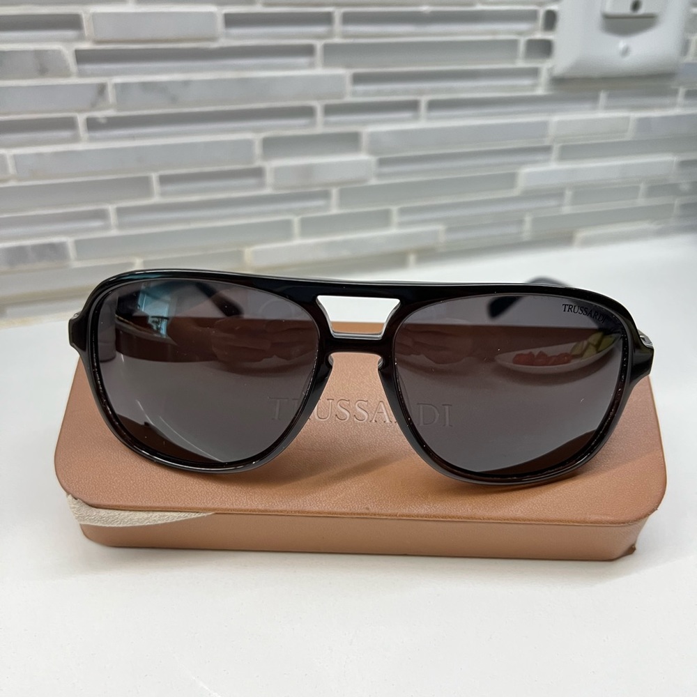 TRUSSARDI SUNGLASSES